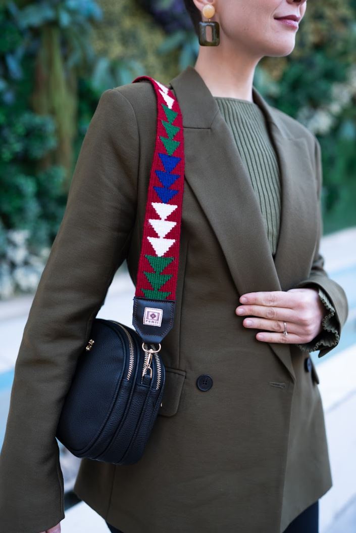 Geometrik Derleme Desen El Dokuması Kilim Askı